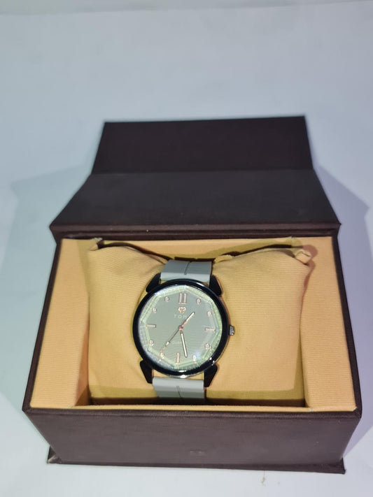 TOMI Magnetic Strap Watch for Men